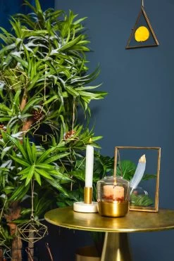 Rhet Metal Side Table With Gold Finish à 39 Cm | Kave Home 10 Rhet Metal Side Table With Gold Finish à 39 Cm | Kave Home -Quality Furniture Store A000000922 3