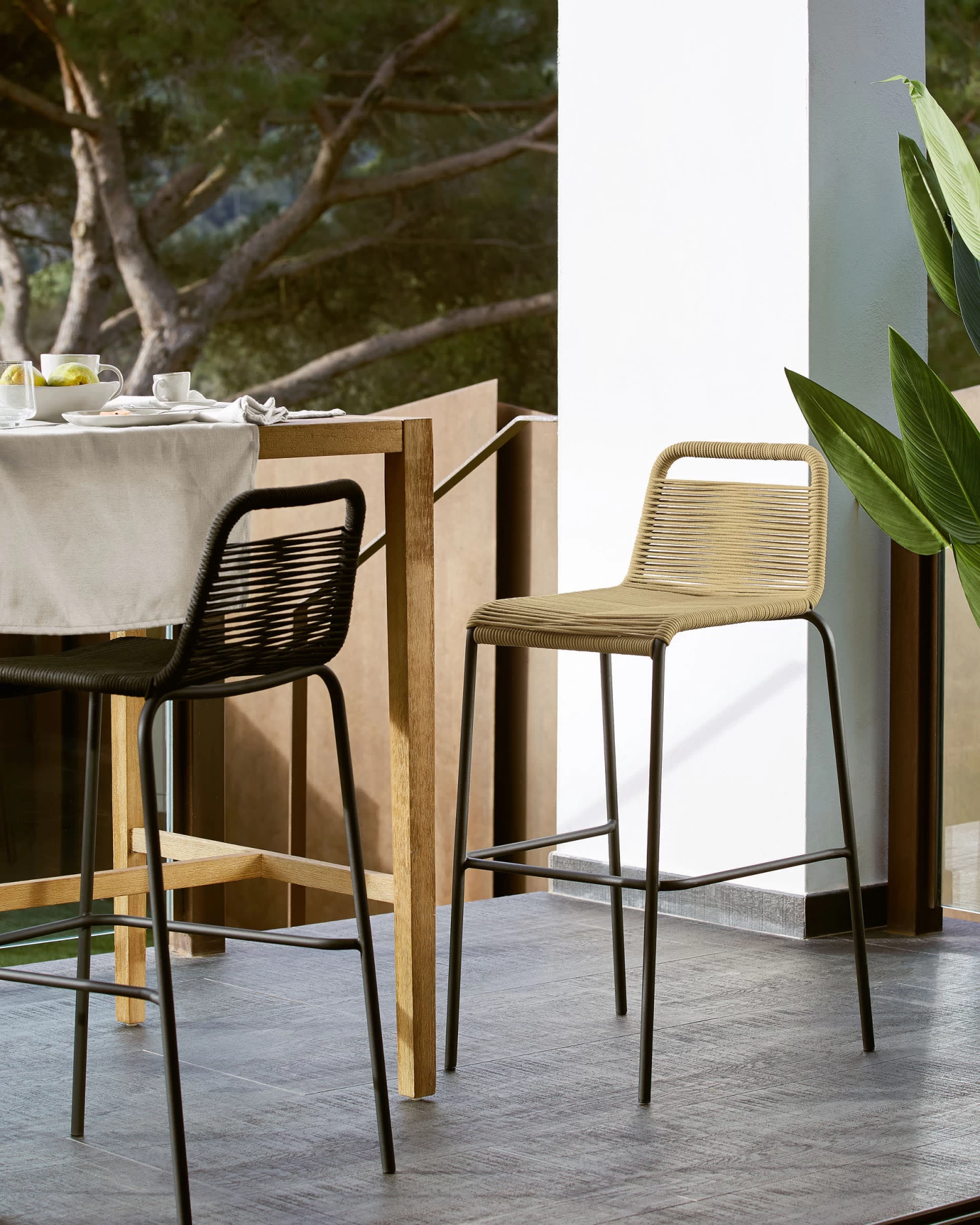 Lambton Stackable Stool In Brown Rope And Black Finish Steel 74 Cm | Kave Home 4 Lambton Stackable Stool In Brown Rope And Black Finish Steel 74 Cm | Kave Home - Image 2