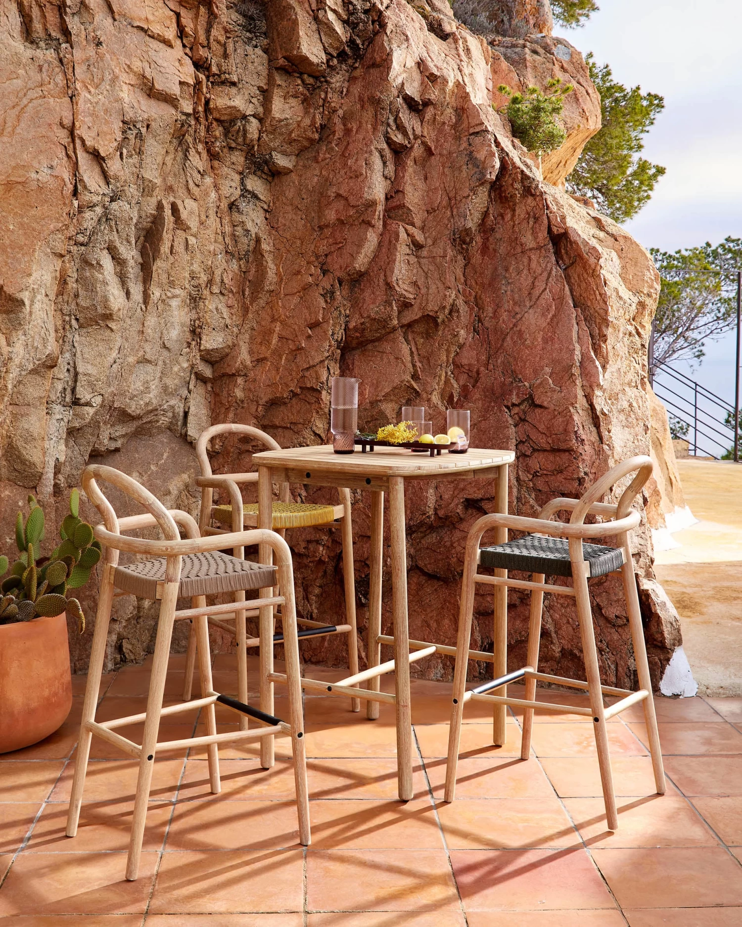 Sheryl Stool Made From Solid Eucalyptus And Green Cord 79 Cm FSC 100% | Kave Home 11 Sheryl Stool Made From Solid Eucalyptus And Green Cord 79 Cm FSC 100% | Kave Home - Image 9