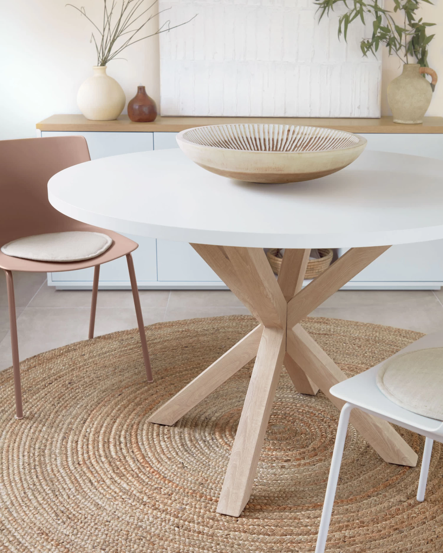 Argo Round à 119 Cm White Melamine Table With Steel Legs With Wood-effect Finish | Kave Home 6 Argo Round à 119 Cm White Melamine Table With Steel Legs With Wood-effect Finish | Kave Home - Image 4