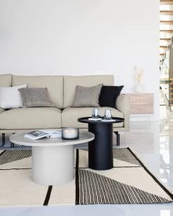 Fleksa Round Side Table In Black Metal à 45 Cm | Kave Home 16 Fleksa Round Side Table In Black Metal à 45 Cm | Kave Home -Quality Furniture Store A000001593 9