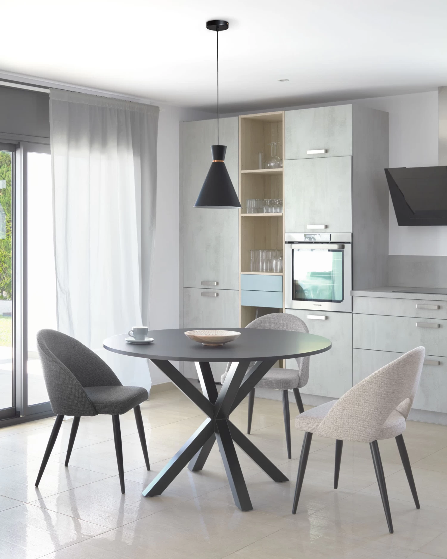 Grey Mael Chair With Steel Legs With Black Finish | Kave Home 6 Grey Mael Chair With Steel Legs With Black Finish | Kave Home - Image 4