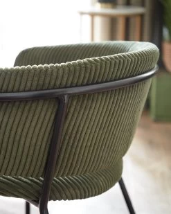 Runnie Chair Made From Dark Green Wide Seam Corduroy And Steel Legs With Black Finish | Kave Home 14 Runnie Chair Made From Dark Green Wide Seam Corduroy And Steel Legs With Black Finish | Kave Home -Quality Furniture Store A000001624 26