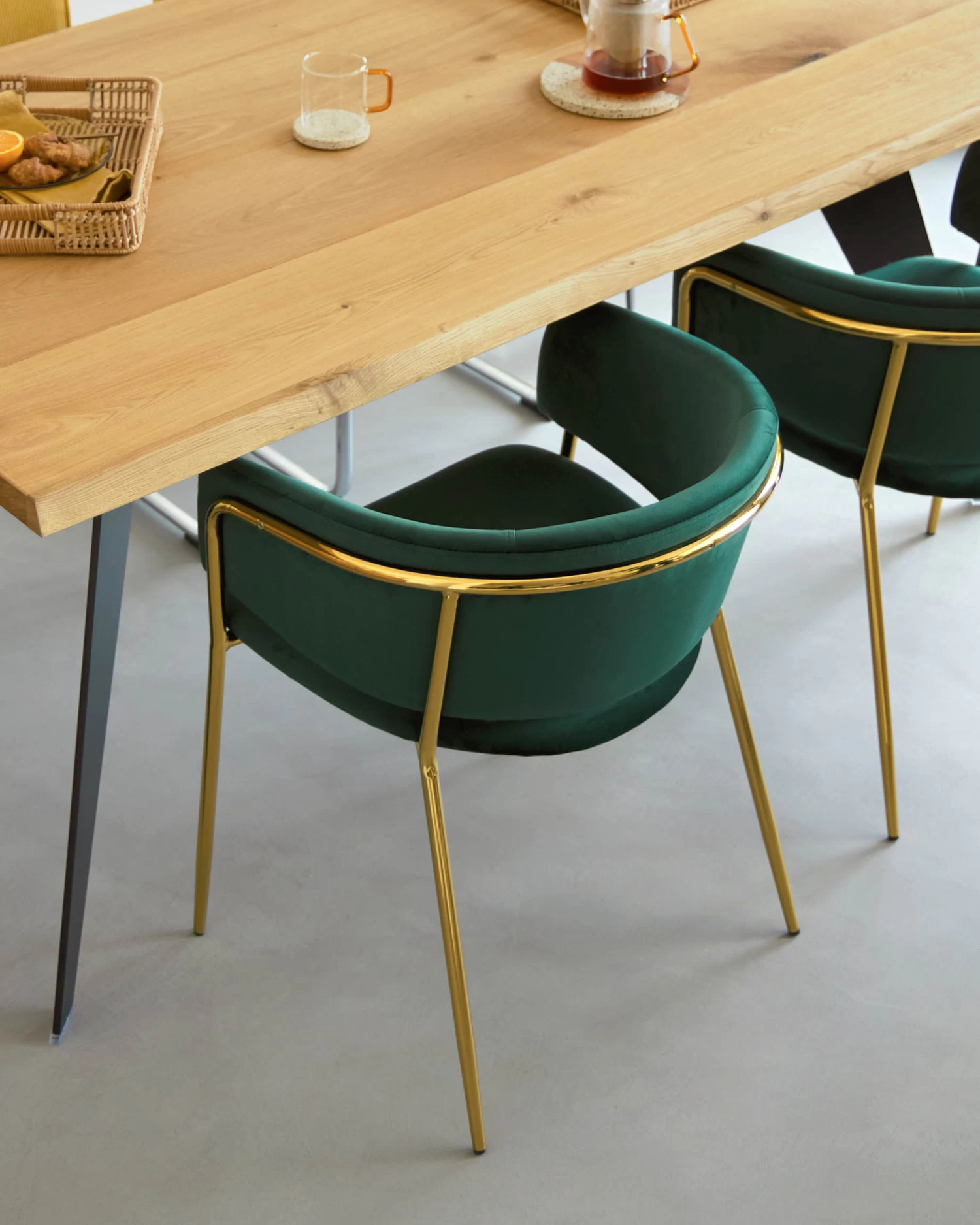 Runnie Green Velvet Chair With Steel Legs And Gold Finish | Kave Home 4 Runnie Green Velvet Chair With Steel Legs And Gold Finish | Kave Home - Image 2