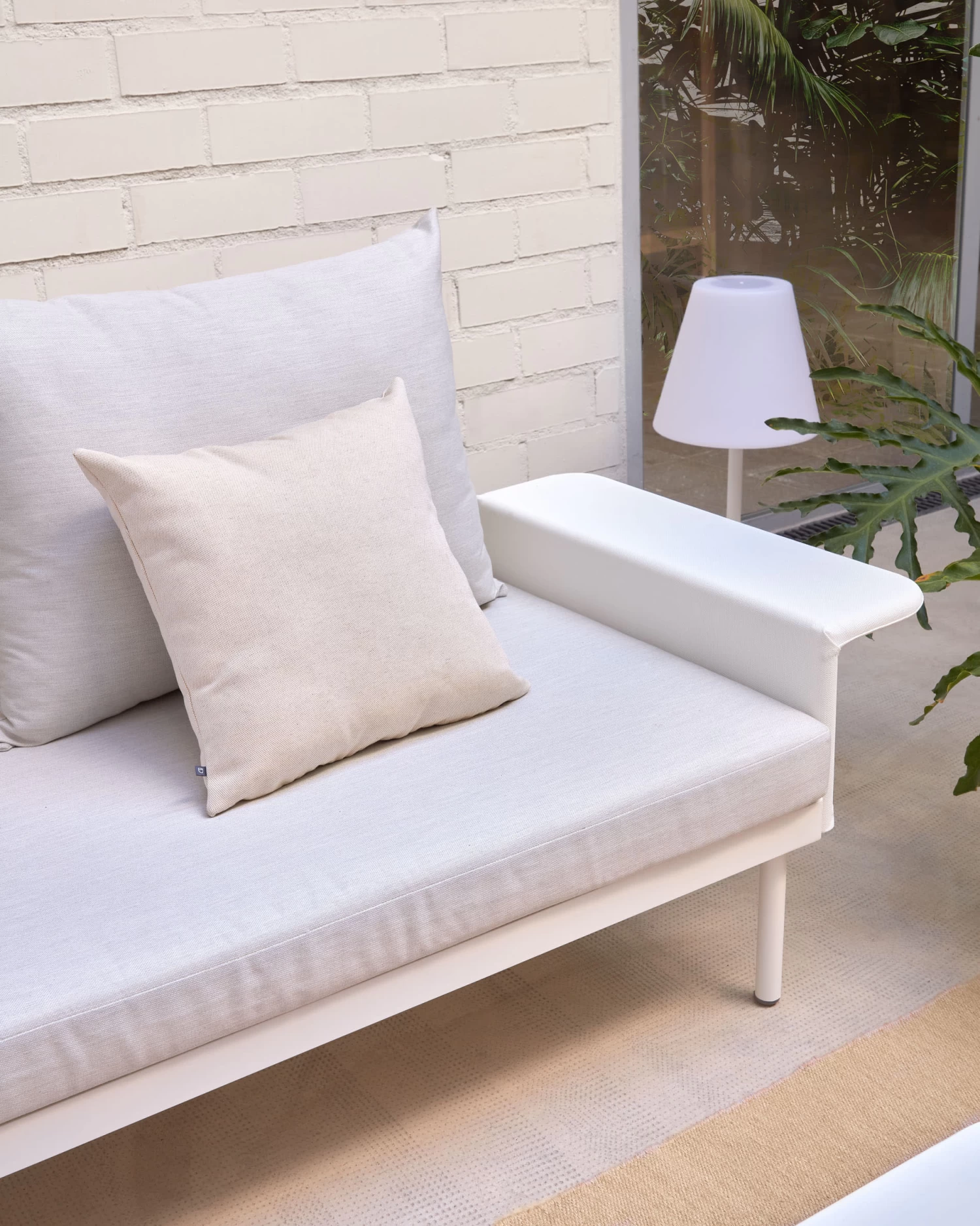 Zaltana Outdoor Corner Sofa And Table Set In Matte White Aluminium 164 Cm | Kave Home 12 Zaltana Outdoor Corner Sofa And Table Set In Matte White Aluminium 164 Cm | Kave Home - Image 10