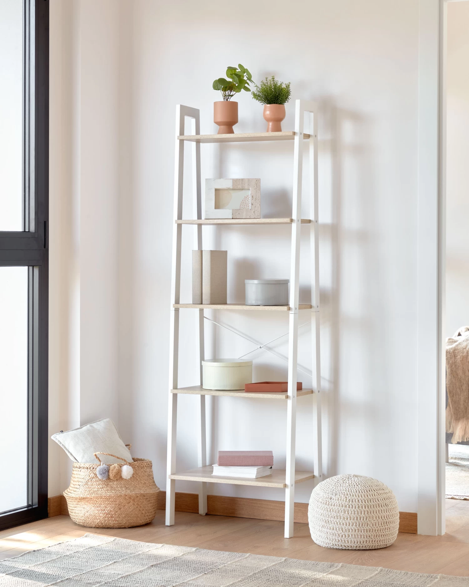 Aarhus Shelving Unit In White 56 X 172 Cm | Kave Home 4 Aarhus Shelving Unit In White 56 X 172 Cm | Kave Home - Image 2