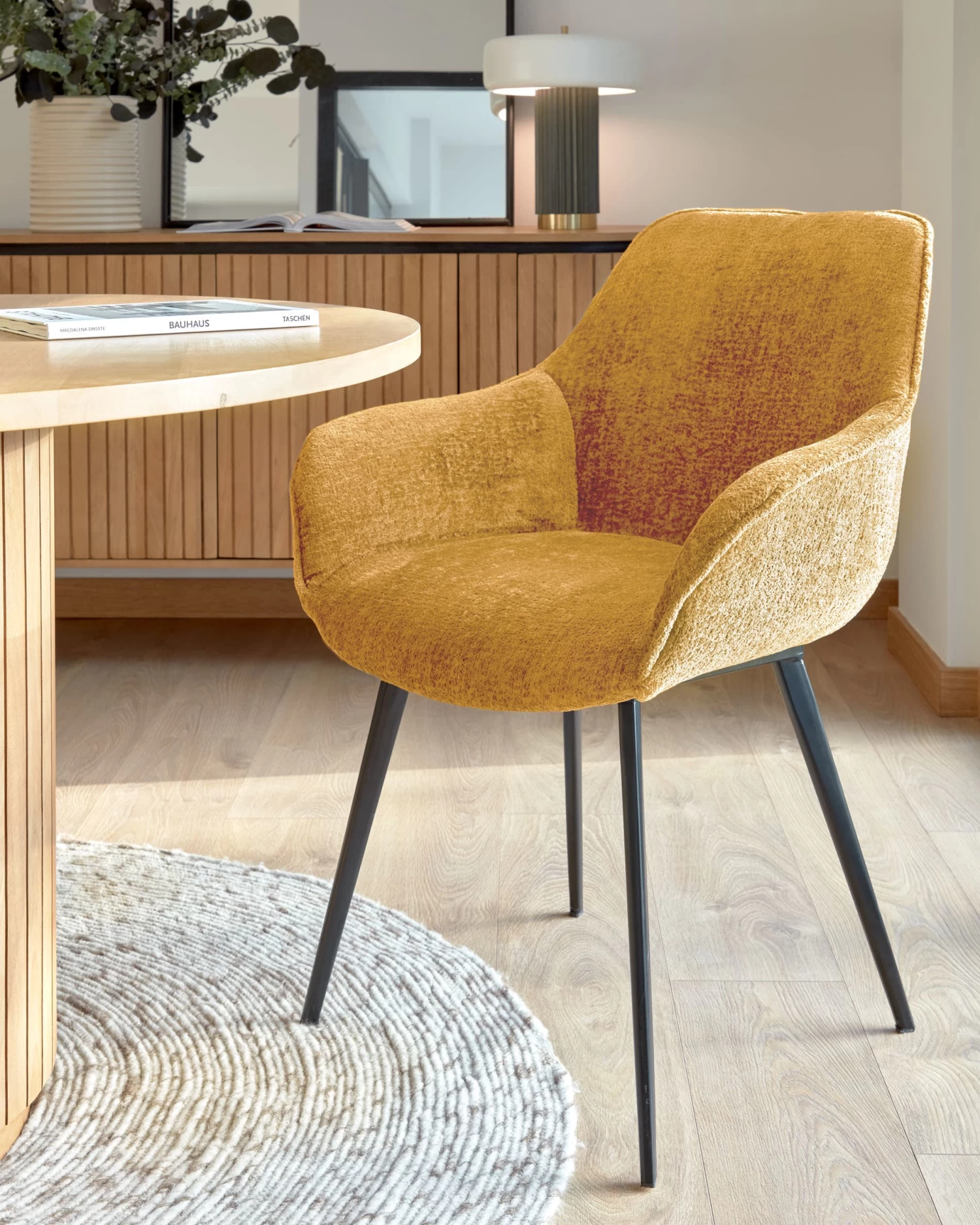 Amira Chair In Mustard Chenille With Steel Legs With Black Finish | Kave Home 4 Amira Chair In Mustard Chenille With Steel Legs With Black Finish | Kave Home - Image 2