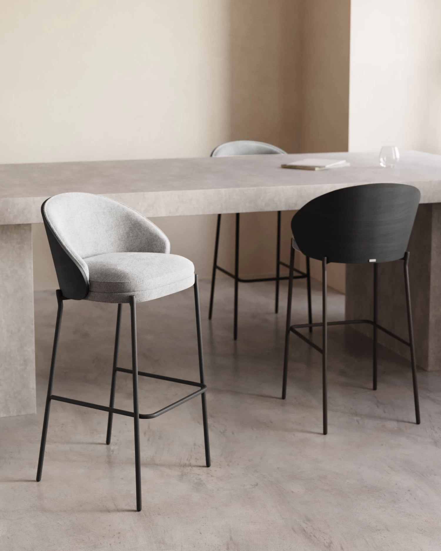 Eamy Light Grey Stool In An Ash Wood Veneer With A Black Finish And Black Metal 75 Cm | Kave Home 4 Eamy Light Grey Stool In An Ash Wood Veneer With A Black Finish And Black Metal 75 Cm | Kave Home - Image 2