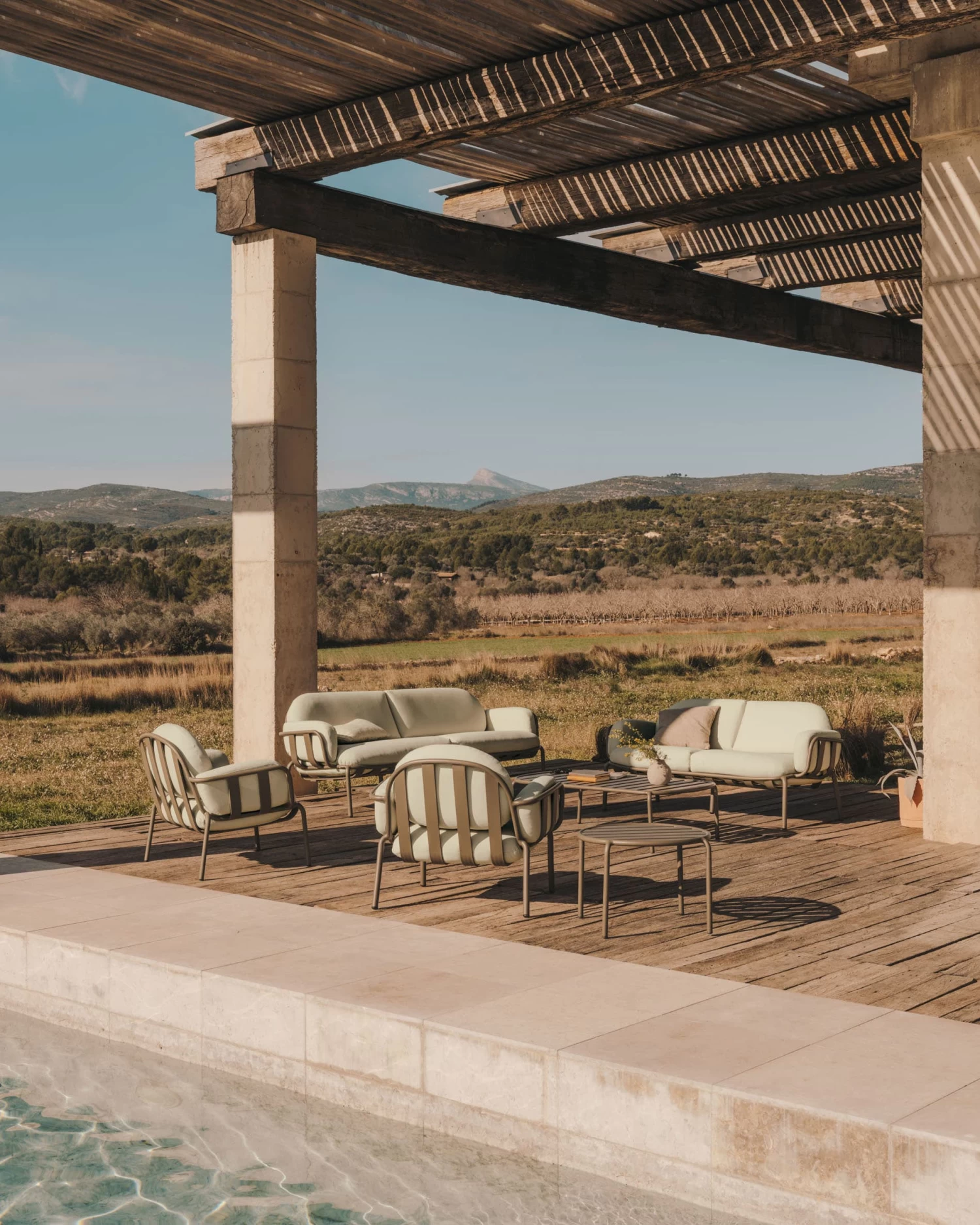 Joncols Outdoor Aluminium Coffee Table With Powder Coated Grey Finish à 110 X 62 Cm | Kave Home 6 Joncols Outdoor Aluminium Coffee Table With Powder Coated Grey Finish à 110 X 62 Cm | Kave Home - Image 4