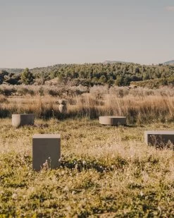 Garbet Round Cement Side Table à 32 Cm | Kave Home 12 Garbet Round Cement Side Table à 32 Cm | Kave Home -Quality Furniture Store A000002082 1 1