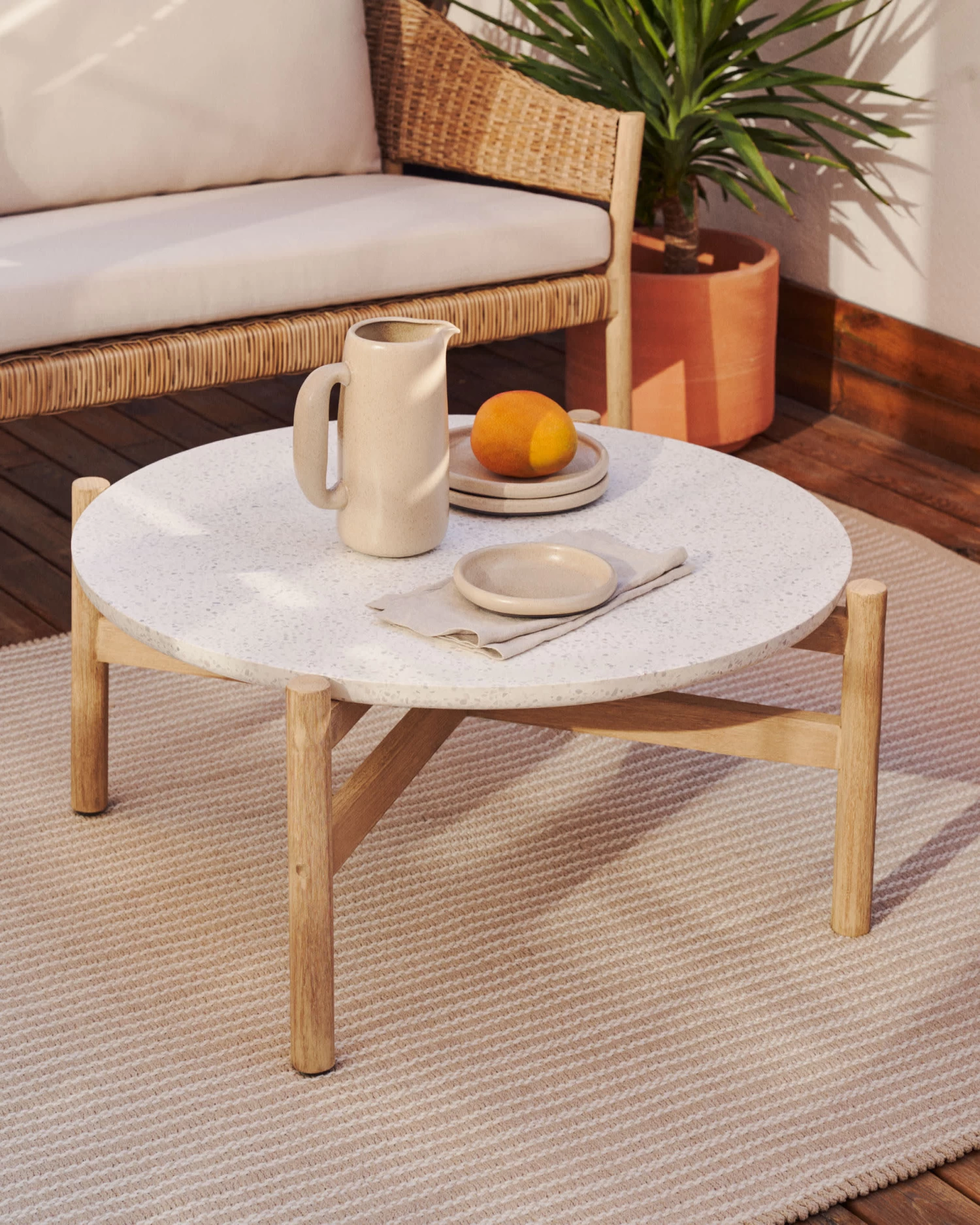 Pola Solid Eucalyptus Wood And Cement Coffee Table à 844 Cm FSC | Kave Home 4 Pola Solid Eucalyptus Wood And Cement Coffee Table à 844 Cm FSC | Kave Home - Image 2