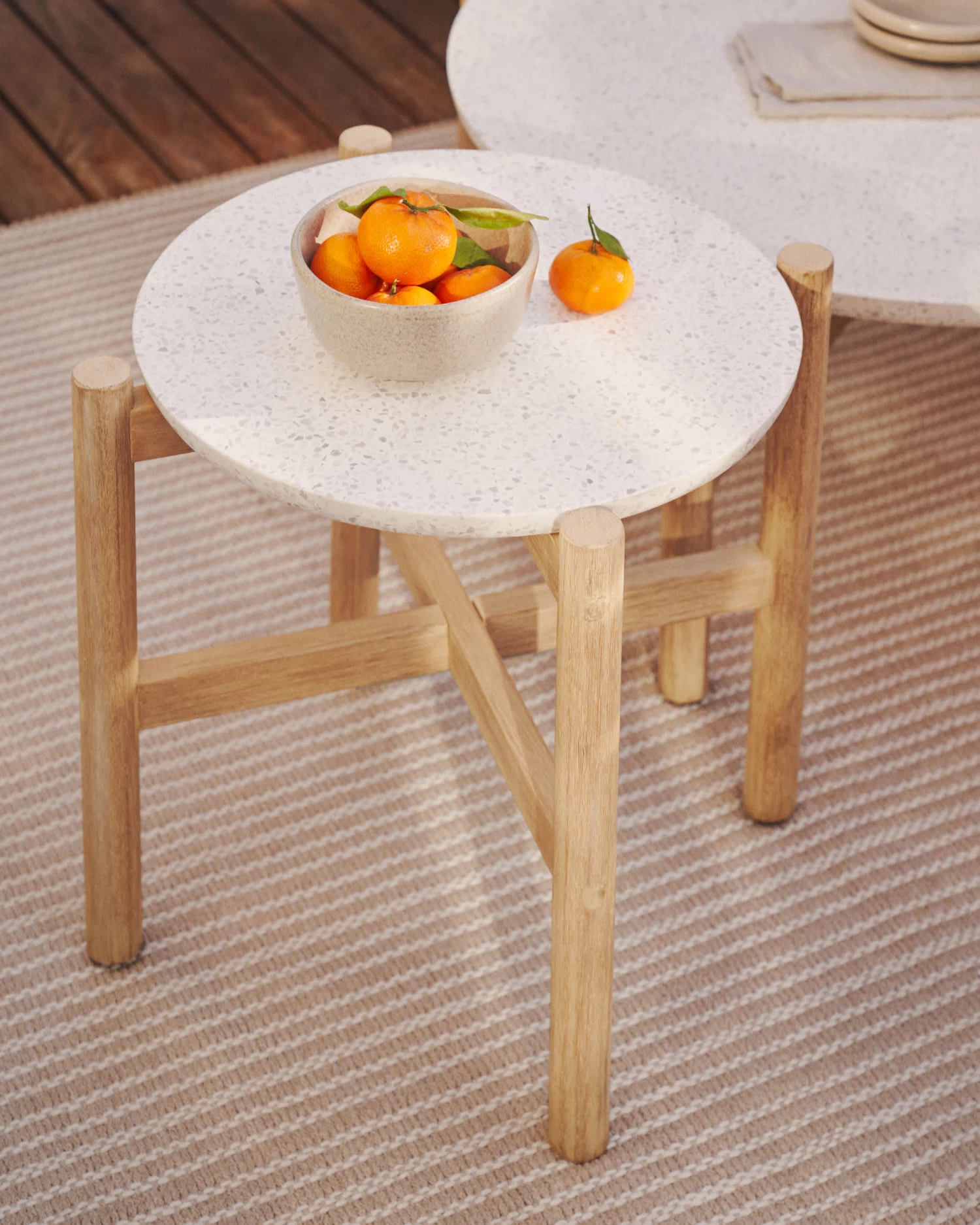 Pola Cement And Solid Eucalyptus Wood Side Table à 50 Cm FSC | Kave Home 4 Pola Cement And Solid Eucalyptus Wood Side Table à 50 Cm FSC | Kave Home - Image 2