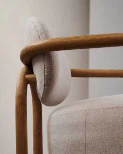 Melqui Beige Armchair In Solid Oak Wood With A Natural Finish -Quality Furniture Store A000002224 4