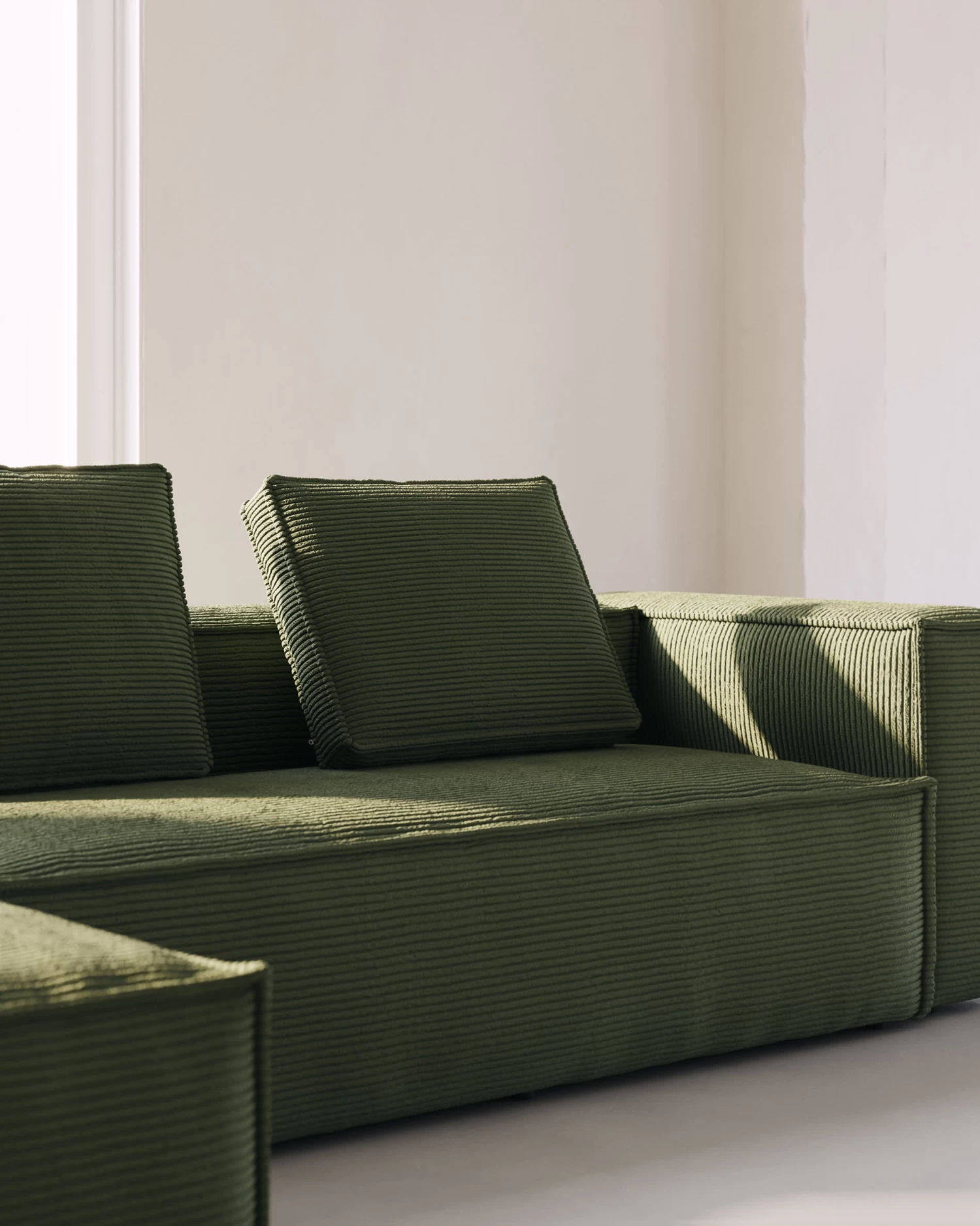 Blok 3 Seater Sofa With Left Side Chaise Longue In Green Wide Seam Corduroy 300 Cm | Kave Home 6 Blok 3 Seater Sofa With Left Side Chaise Longue In Green Wide Seam Corduroy 300 Cm | Kave Home - Image 4