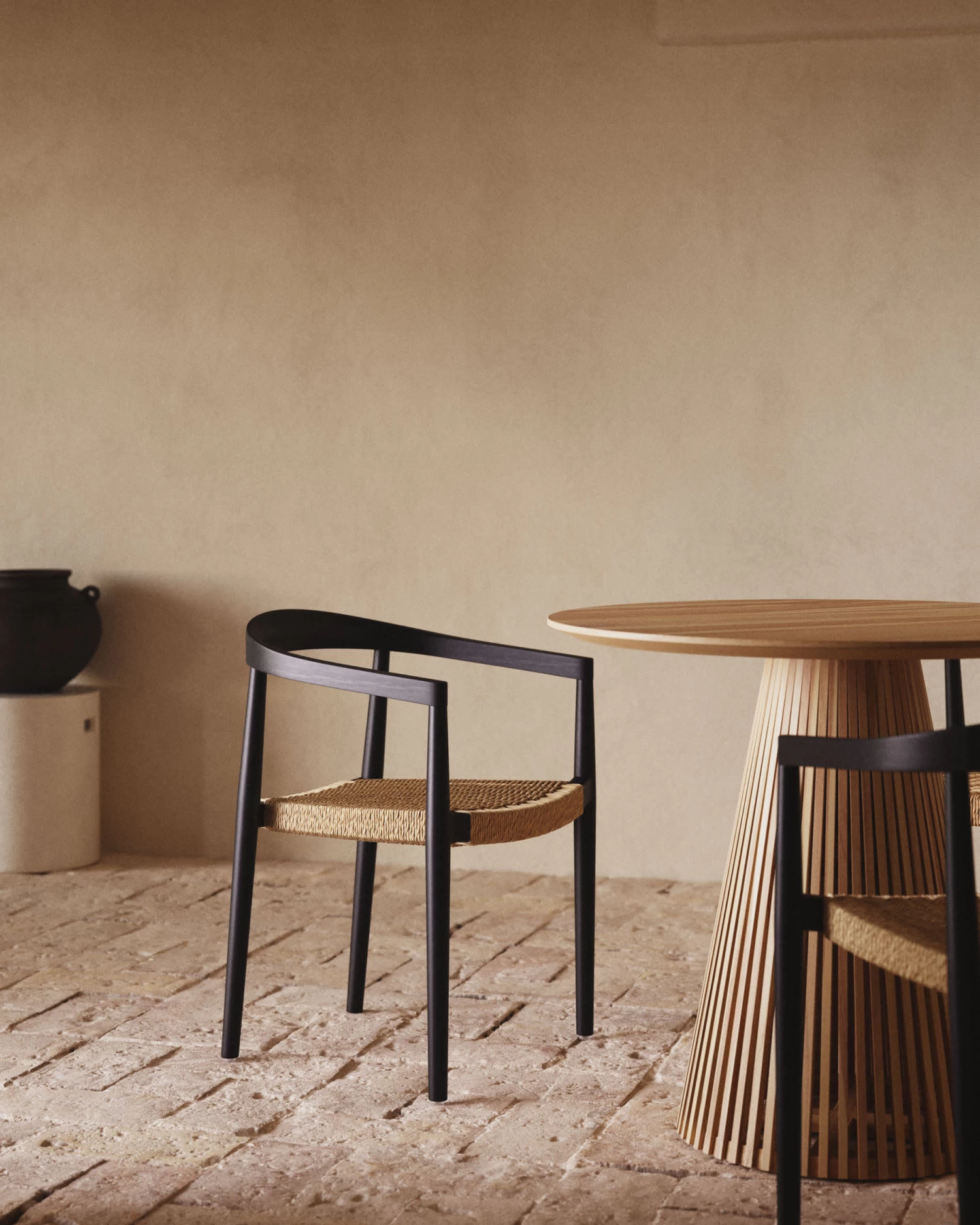 Ydalia Stackable Outdoor Chair In Solid Teak Wood With Black Finish And Synthetic Rattan Rope | Kave Home 4 Ydalia Stackable Outdoor Chair In Solid Teak Wood With Black Finish And Synthetic Rattan Rope | Kave Home - Image 2