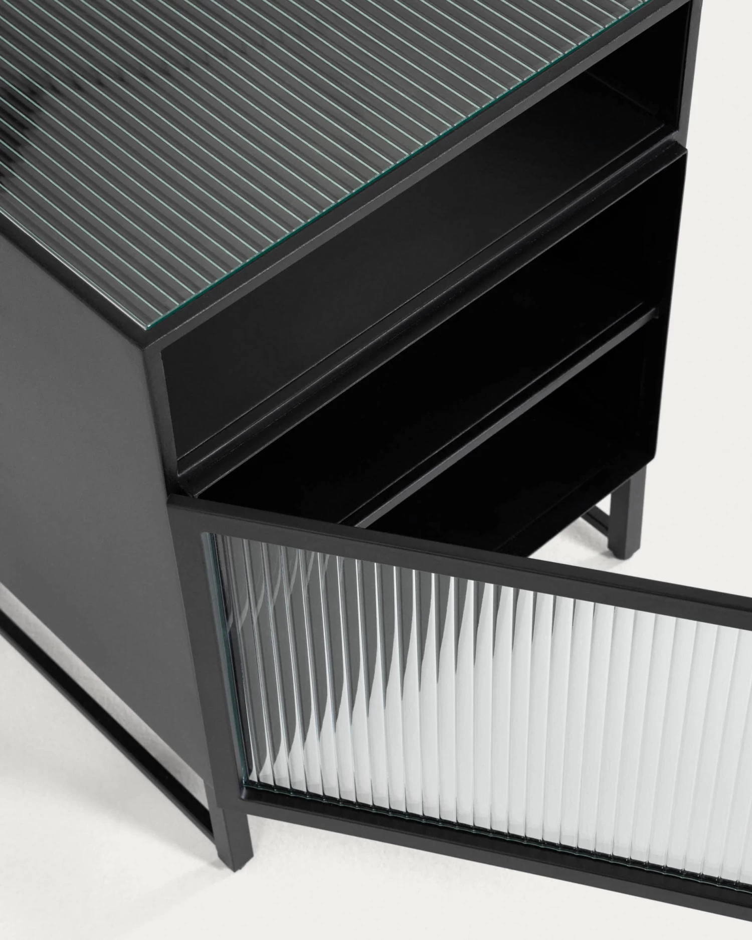 Trixie Bedside Table 45 X 58 Cm | Kave Home 5 Trixie Bedside Table 45 X 58 Cm | Kave Home - Image 3