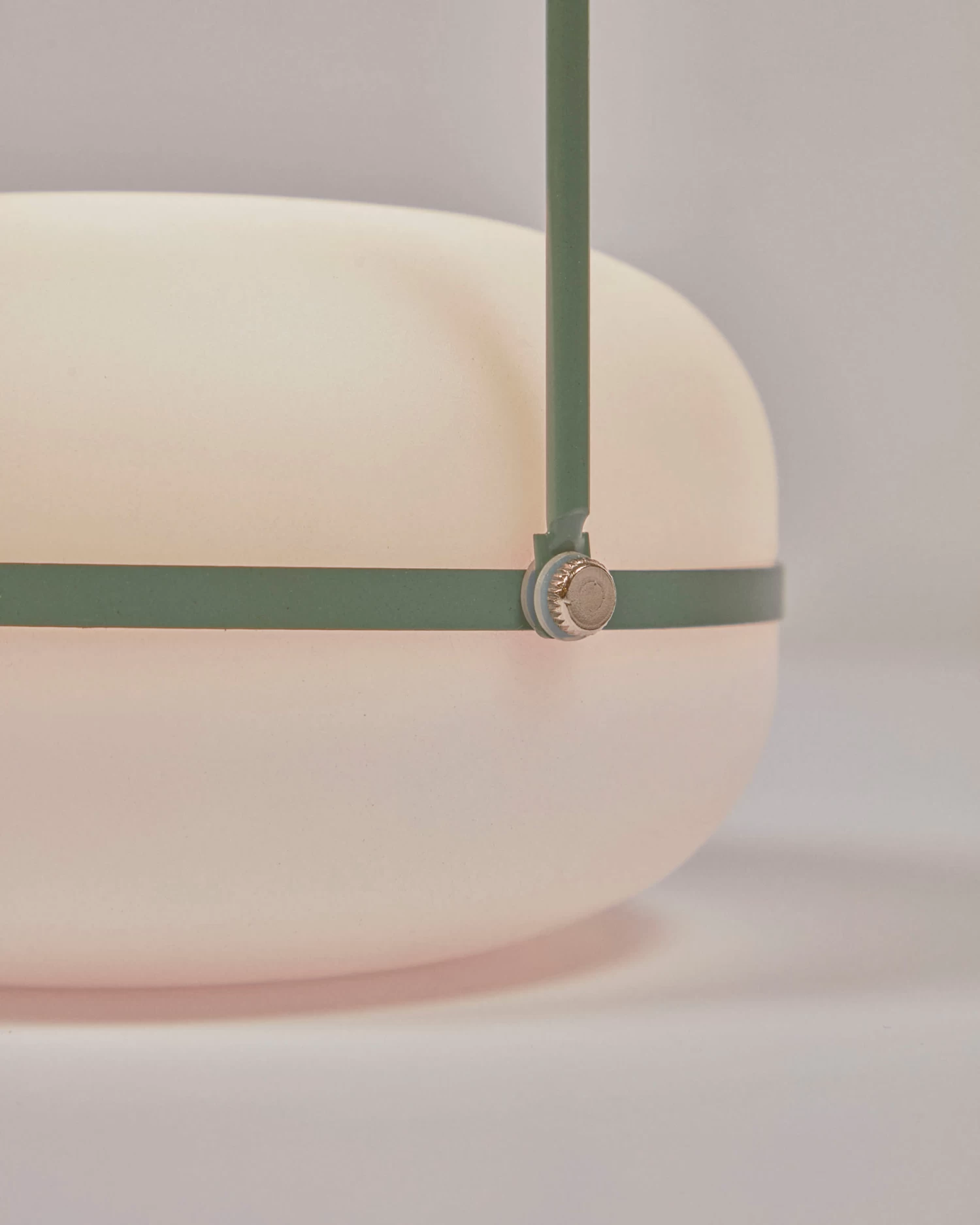 Tea Table Lamp In Polythene And Metal With Green Finish | Kave Home 5 Tea Table Lamp In Polythene And Metal With Green Finish | Kave Home - Image 3