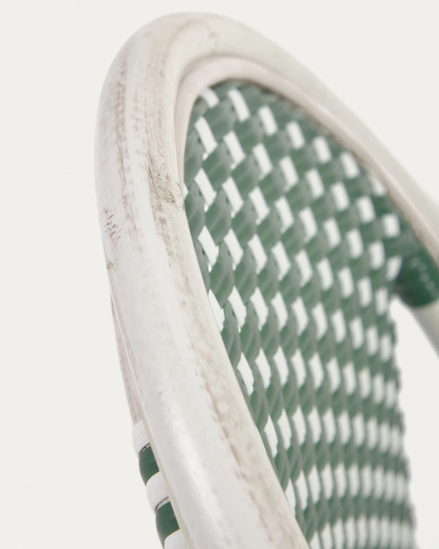 Marilyn Stackable Outdoor Bistro Chair In Aluminium And Synthetic Rattan Green & White | Kave Home 9 Marilyn Stackable Outdoor Bistro Chair In Aluminium And Synthetic Rattan Green & White | Kave Home - Image 7