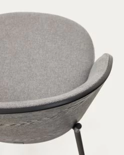 Eamy Light Grey Chair In An Ash Wood Veneer With A Black Finish And Black Metal | Kave Home 21 Eamy Light Grey Chair In An Ash Wood Veneer With A Black Finish And Black Metal | Kave Home -Quality Furniture Store C0100004HE12 1D04