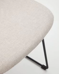 Zahara Chair In Beige With Steel Legs In A Black Finish | Kave Home -Quality Furniture Store C0100012JJ12 1D02
