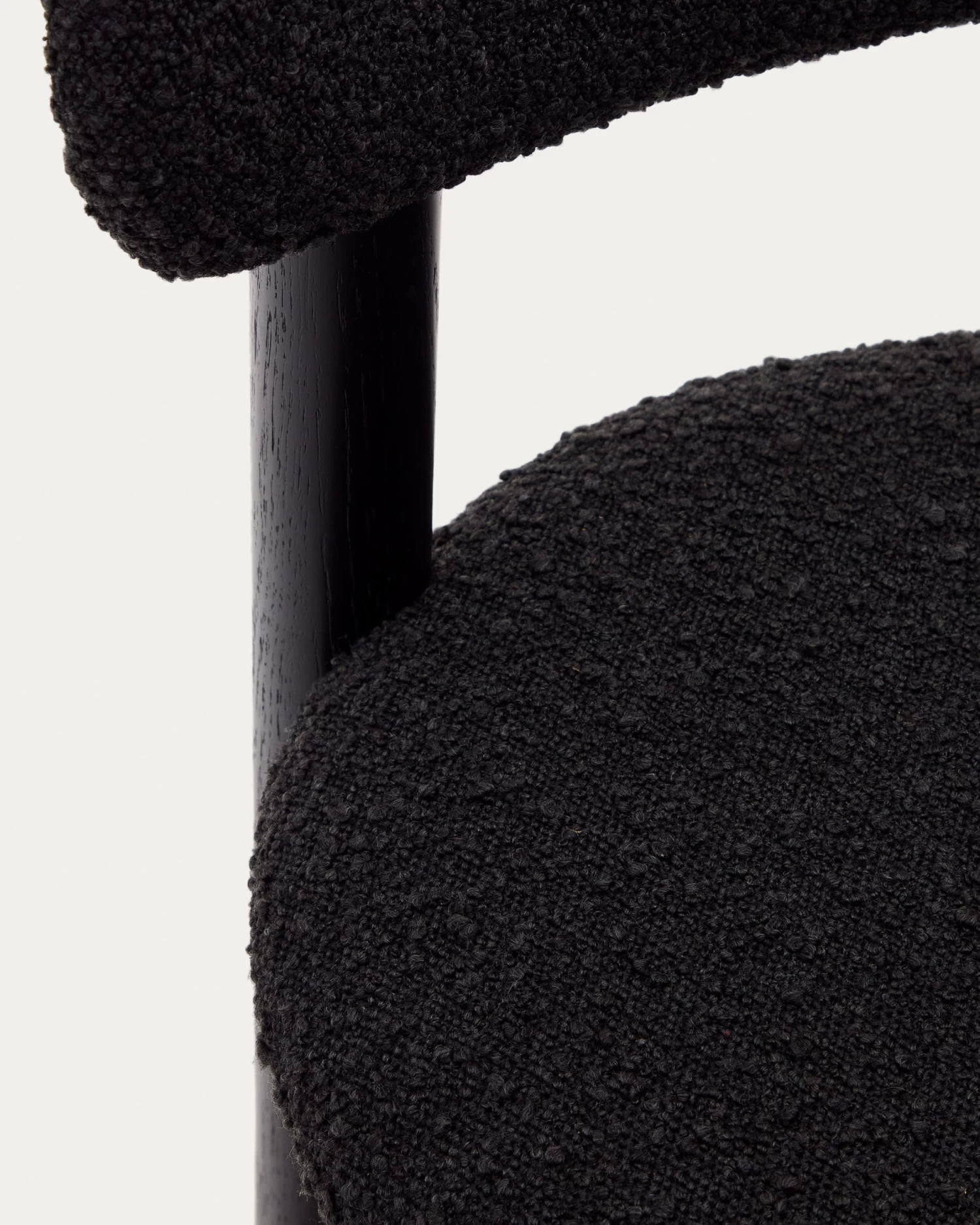 Nebai Chair In Black Fleece And Solid Oak Wood Structure With Black Finish | Kave Home 5 Nebai Chair In Black Fleece And Solid Oak Wood Structure With Black Finish | Kave Home - Image 3