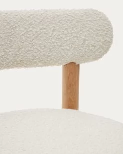 Nebai Chair In White Fleece And Solid Oak Wood Structure With Natural Finish | Kave Home -Quality Furniture Store C0100117TB05 1D03
