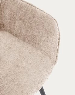 Amira Chair In Beige Chenille With Steel Legs With Black Finish | Kave Home -Quality Furniture Store CC0253BG12 1D01