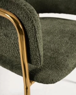 Runnie Chair In Dark Green Chenille With Steel Legs And Gold Finish | Kave Home -Quality Furniture Store CC0297BG19 1D02