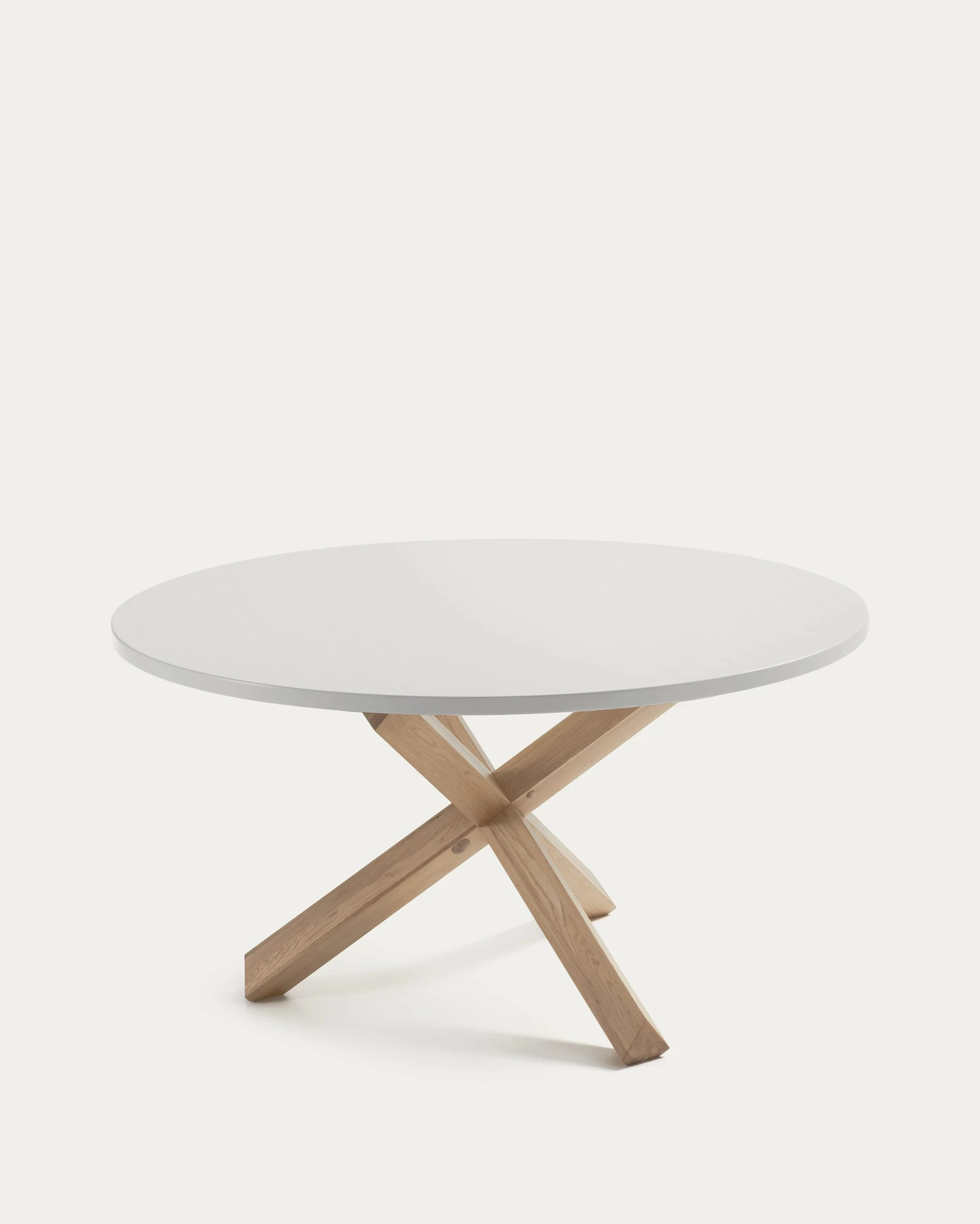 Lotus Table In White With Solid Oak Legs à 135 Cm | Kave Home 4 Lotus Table In White With Solid Oak Legs à 135 Cm | Kave Home - Image 2