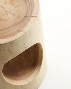 Halker Solid Rain Tree Wood Side Table à 30 Cm | Kave Home 12 Halker Solid Rain Tree Wood Side Table à 30 Cm | Kave Home -Quality Furniture Store CC0803M46 1V02