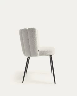 Aniela Chair With White Fleece And Metal With Black Finish | Kave Home -Quality Furniture Store CC2025J33 1V02
