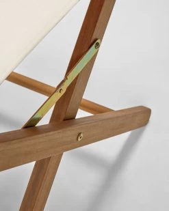 Dalisa Solid Acacia Outdoor Folding Chair In Beige FSC 100% | Kave Home 17 Dalisa Solid Acacia Outdoor Folding Chair In Beige FSC 100% | Kave Home -Quality Furniture Store CC2163J14 1D03