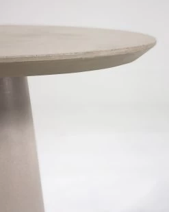 Itai Outdoor Round Cement Table Ã 120 Cm | Kave Home -Quality Furniture Store CC2218PR03 1D01