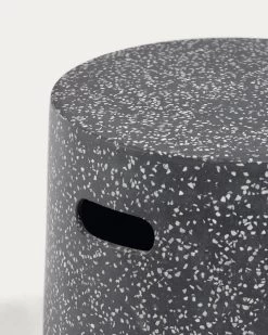 Jenell Outdoor Terrazzo Footrest In Black Ã 35 Cm | Kave Home -Quality Furniture Store CC2221PR01 1D01