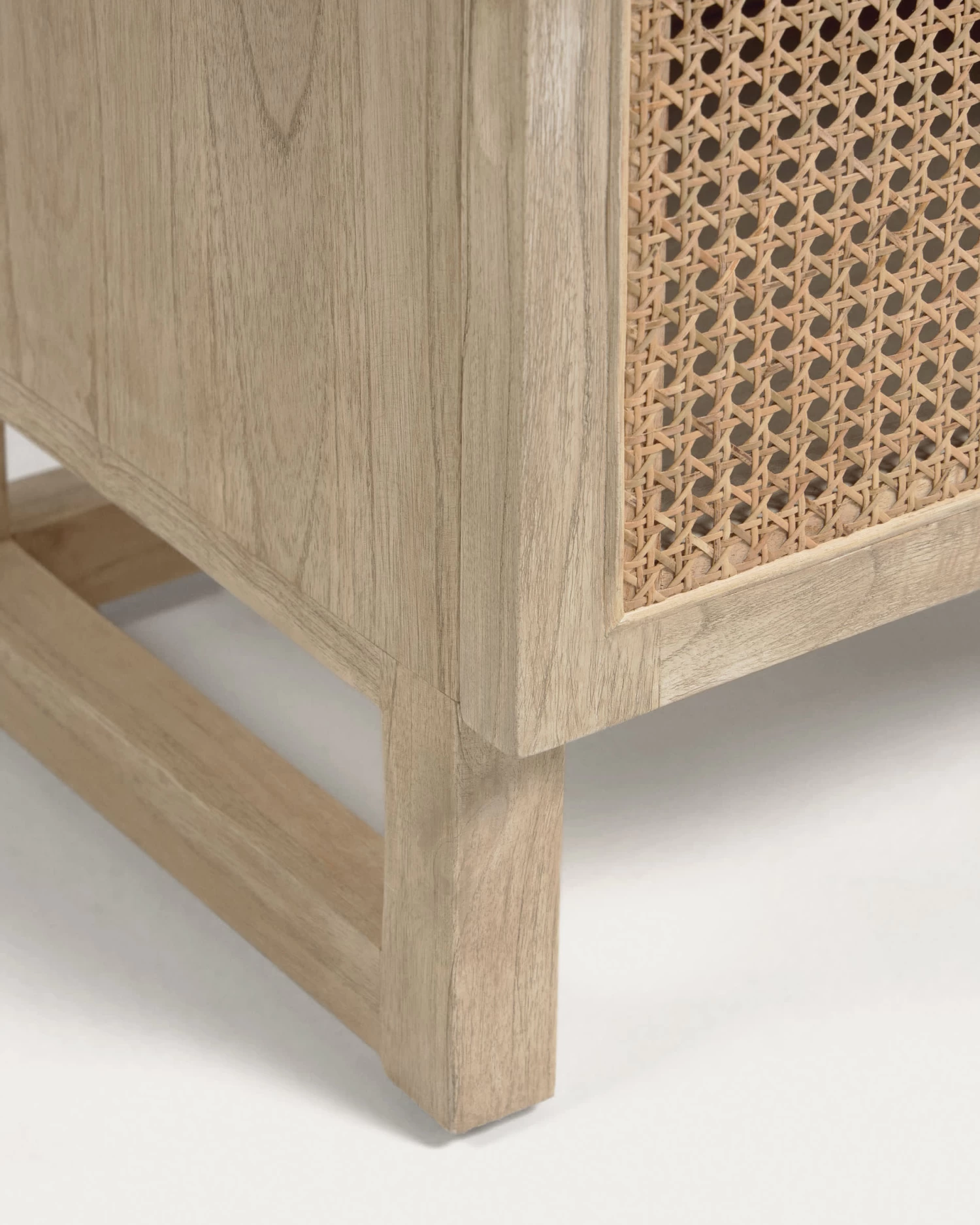 Rexit Solid Mindi Wood And Veneer Bedside Table With Rattan 50 X 48 Cm | Kave Home 7 Rexit Solid Mindi Wood And Veneer Bedside Table With Rattan 50 X 48 Cm | Kave Home - Image 5