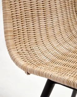 Equal Outdoor Chair In Synthetic Rattan With Aluminium Legs In A Black Finish | Kave Home -Quality Furniture Store CC6126FN46 1D02