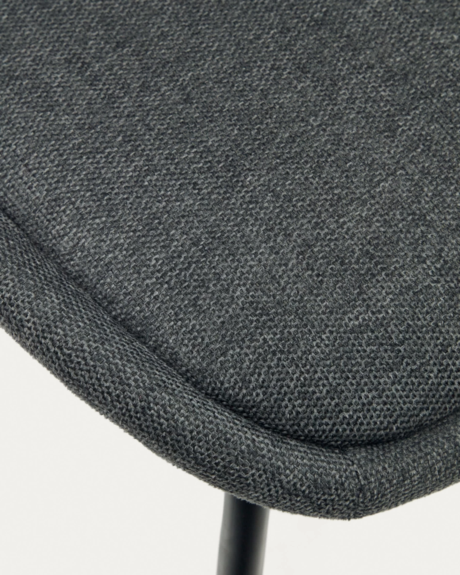 Aimin Chair In Grey Chenille And Steel Legs With A Matte Black Painted Finish | Kave Home 8 Aimin Chair In Grey Chenille And Steel Legs With A Matte Black Painted Finish | Kave Home - Image 6