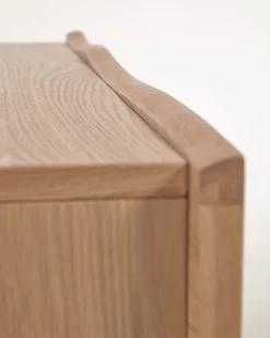 Rasha Chest Of Drawers With Oak Veneer With Natural Finish 104 X 73 Cm. | Kave Home 17 Rasha Chest Of Drawers With Oak Veneer With Natural Finish 104 X 73 Cm. | Kave Home -Quality Furniture Store IT0083M46A 1D04