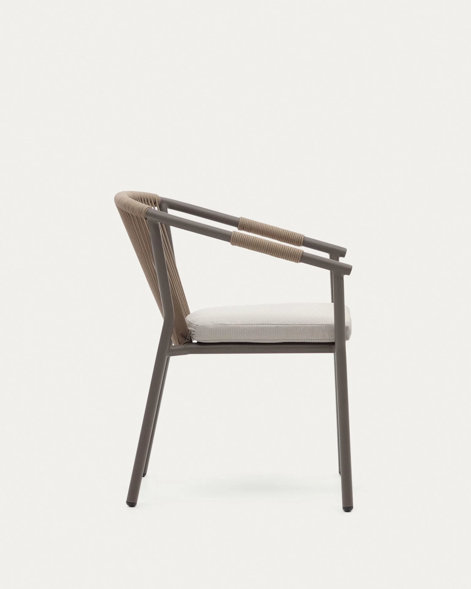 Xelida Stackable Garden Chair In Aluminium And Brown Cord | Kave Home 7 Xelida Stackable Garden Chair In Aluminium And Brown Cord | Kave Home - Image 5