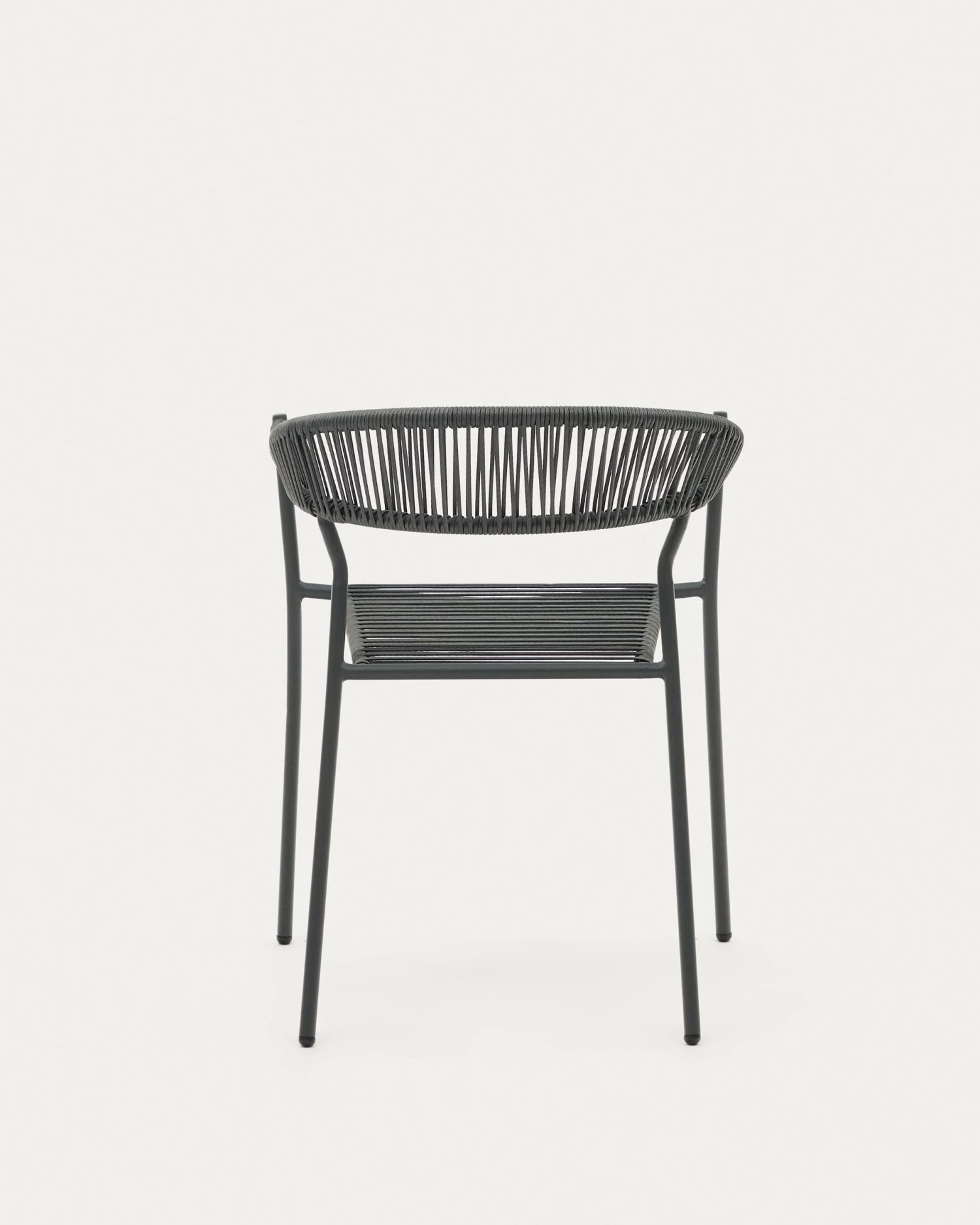 Futadera Stackable Outdoor Chair In Grey Synthetic Cord And Grey Painted Steel | Kave Home 11 Futadera Stackable Outdoor Chair In Grey Synthetic Cord And Grey Painted Steel | Kave Home - Image 9