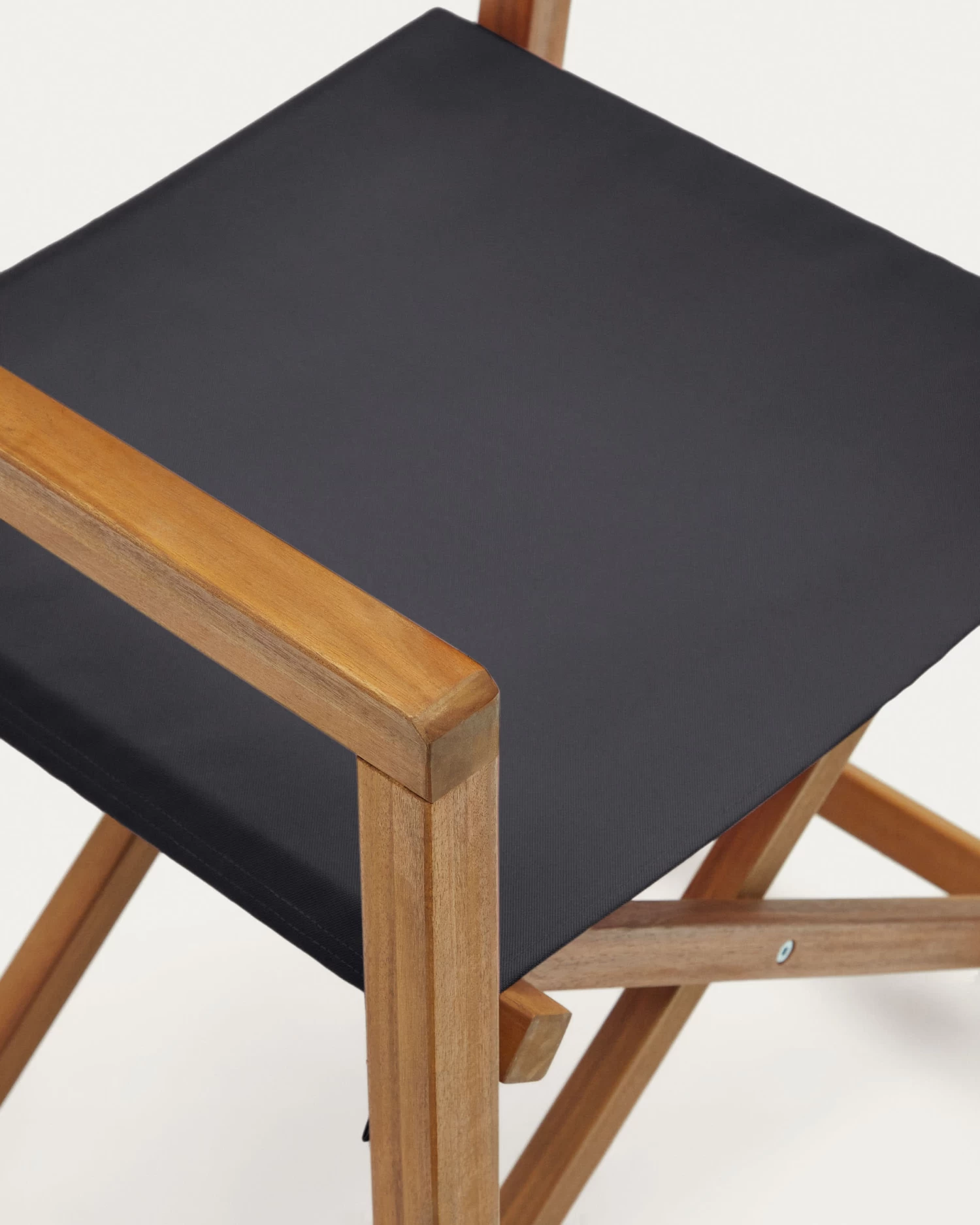 Thianna Folding Outdoor Chair In Black With Solid Acacia Wood FSC 100% | Kave Home 9 Thianna Folding Outdoor Chair In Black With Solid Acacia Wood FSC 100% | Kave Home - Image 7