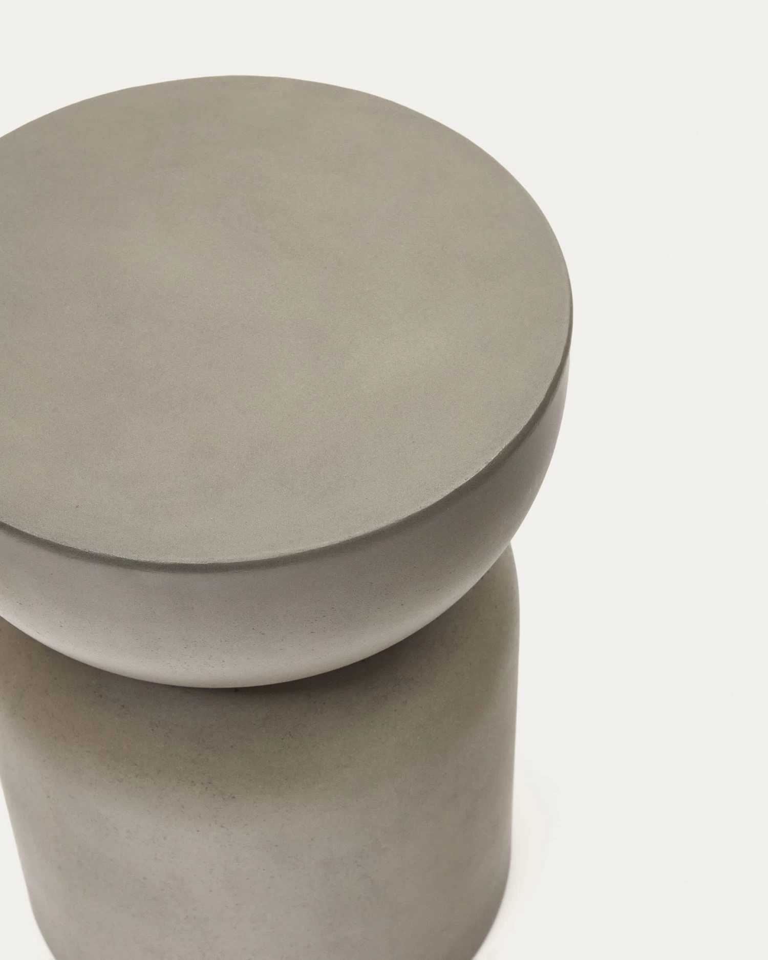 Garbet Round Cement Side Table à 32 Cm | Kave Home 5 Garbet Round Cement Side Table à 32 Cm | Kave Home - Image 3