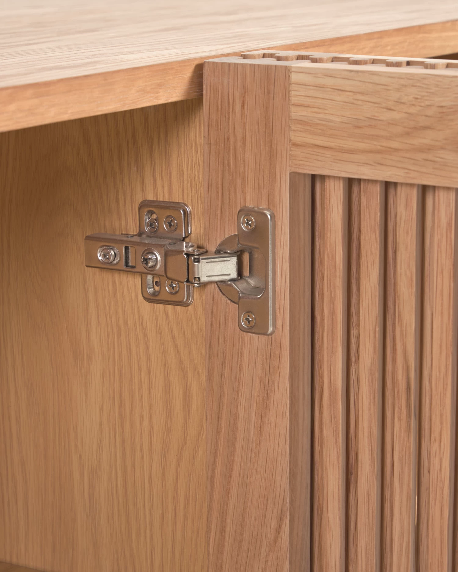 Beyla Solid Oak Sideboard With Oak Veneer 180 X 715 Cm FSC 100 %. | Kave Home 7 Beyla Solid Oak Sideboard With Oak Veneer 180 X 715 Cm FSC 100 %. | Kave Home - Image 5