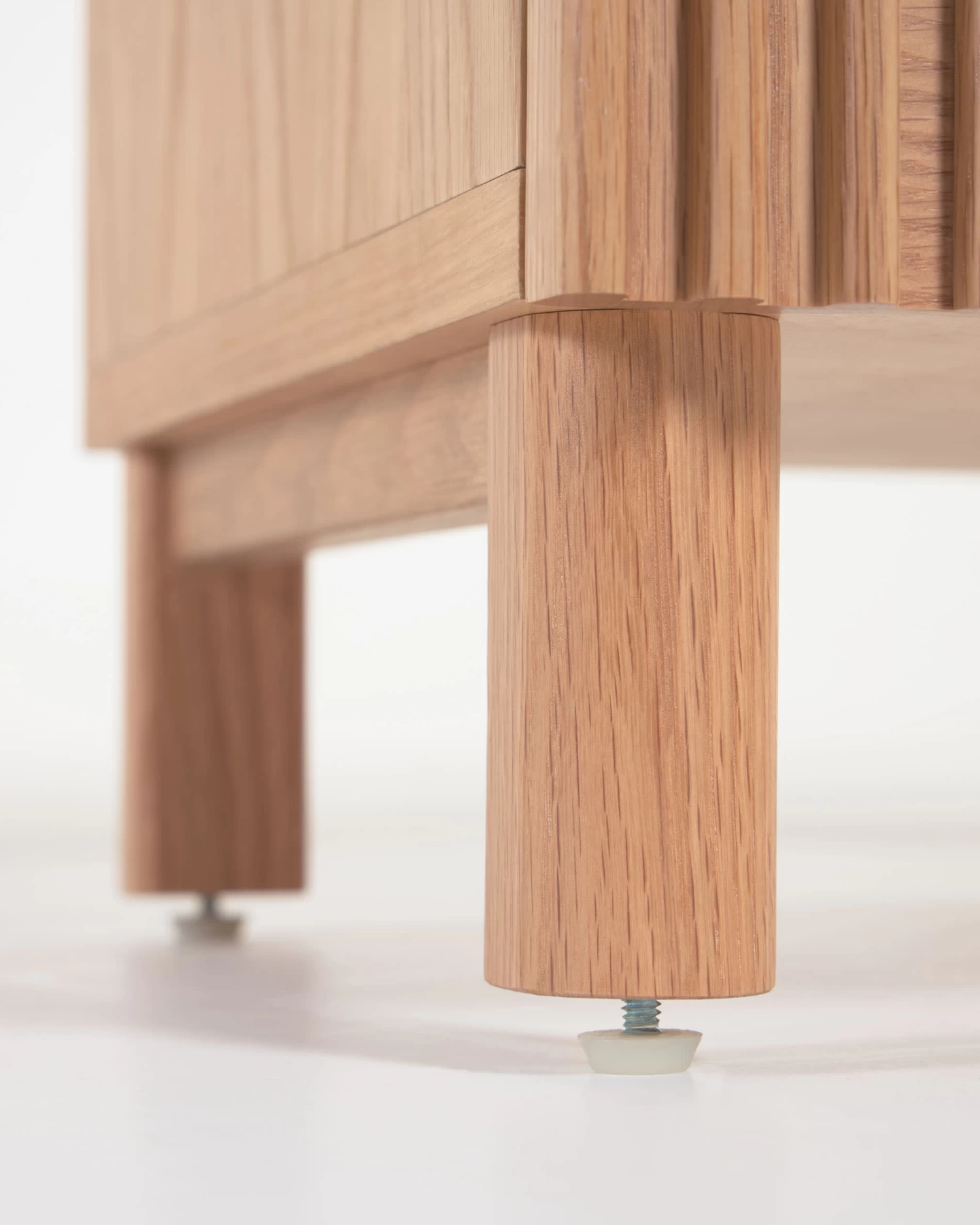 Beyla Solid Oak Shoe Cabinet Oak Veneer 98.5 Cm FSC 100% | Kave Home 9 Beyla Solid Oak Shoe Cabinet Oak Veneer 98.5 Cm FSC 100% | Kave Home - Image 7