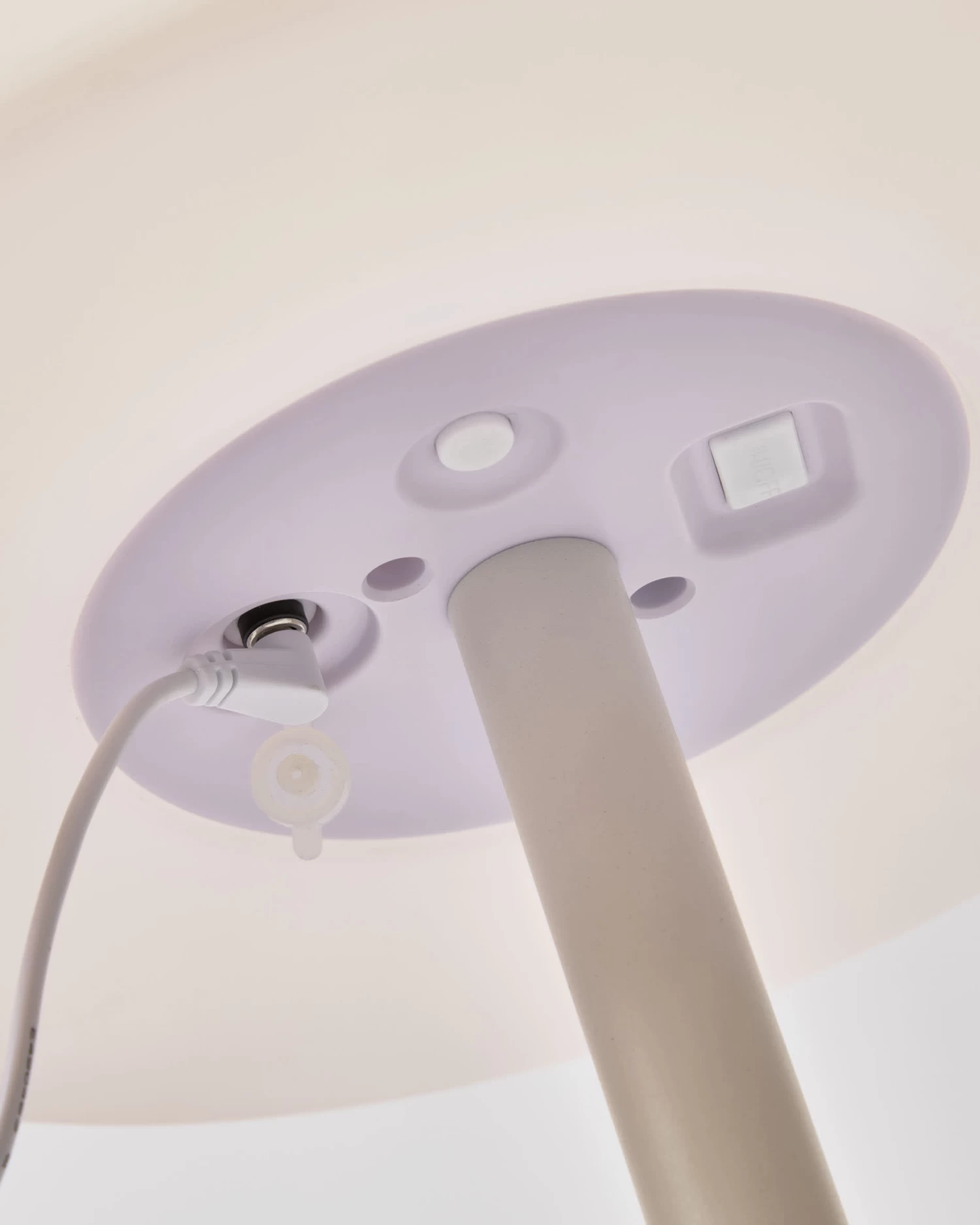 Outdoor Amaray Table Lamp In Steel With White Finish | Kave Home 7 Outdoor Amaray Table Lamp In Steel With White Finish | Kave Home - Image 5