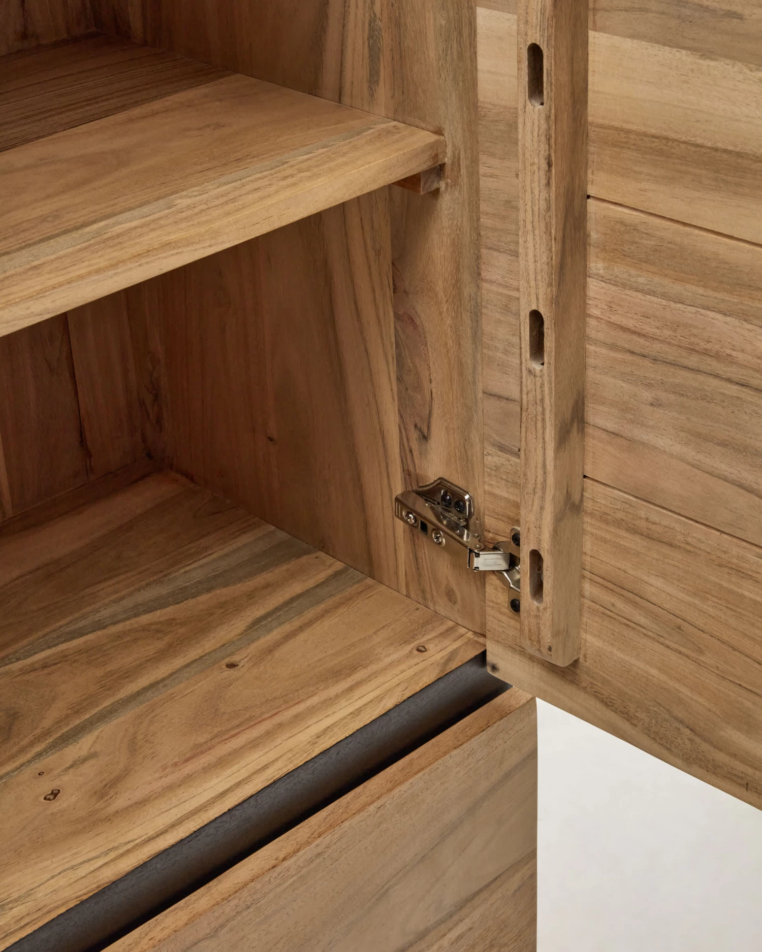 Uxue Solid Acacia Wood Sideboard In A Natural Finish 100 X 155 Cm | Kave Home 8 Uxue Solid Acacia Wood Sideboard In A Natural Finish 100 X 155 Cm | Kave Home - Image 6