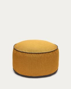 Viera Pouffe In Mustard With Blue Edges à 60 Cm | Kave Home