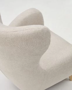 Patio Beige Chenille Armchair With Solid Beech Wood Legs | Kave Home 19 Patio Beige Chenille Armchair With Solid Beech Wood Legs | Kave Home -Quality Furniture Store S810 10 SO12 1D04