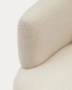 Martina Armchair In Off-white Shearling With Cushion | Kave Home -Quality Furniture Store S83110HI39 1D04