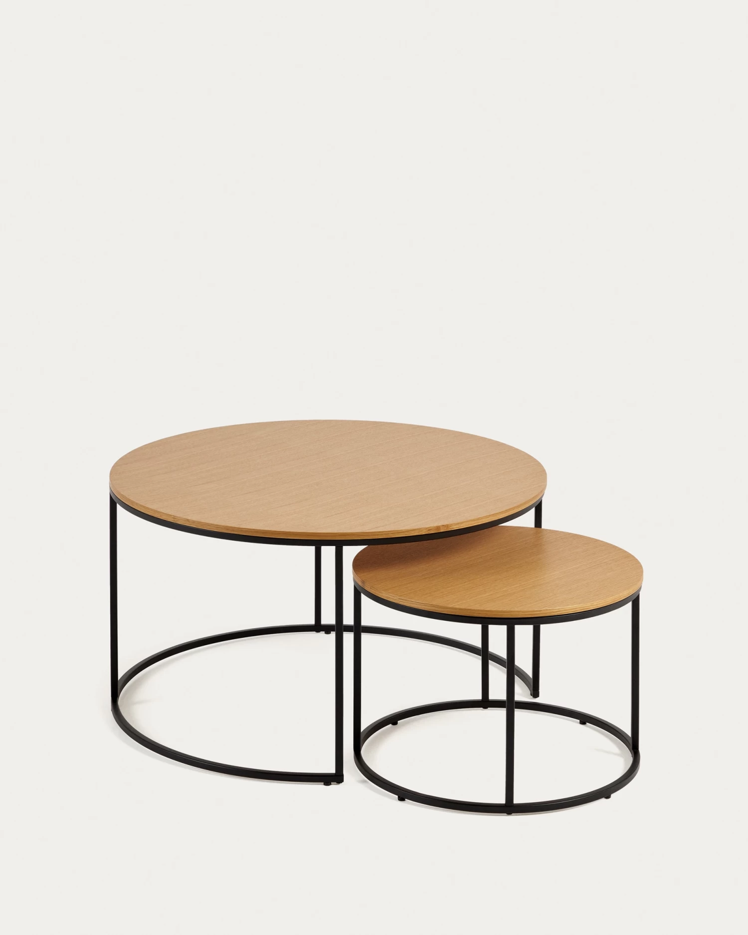 Yoana Set Of 2 Nesting Side Tables With Oak Wood Veneer & Black Metal à 80 Cm / à 50 Cm | Kave Home 3 Yoana Set Of 2 Nesting Side Tables With Oak Wood Veneer & Black Metal à 80 Cm / à 50 Cm | Kave Home